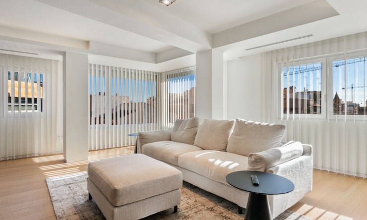 Re-Sale - Apartment - Torrevieja - Torrevieja - Centre