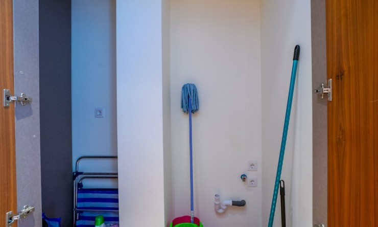 Re-Sale - Apartment - Torrevieja - Torrevieja - Centre