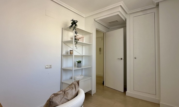 Re-Sale - Apartment - Torrevieja - Torrevieja - Centre