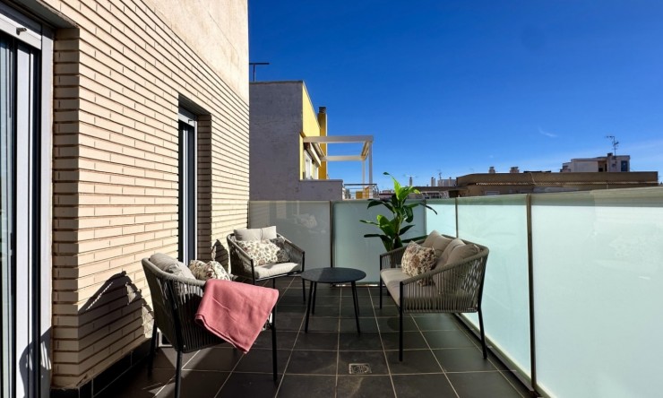 Re-Sale - Apartment - Torrevieja - Torrevieja - Centre