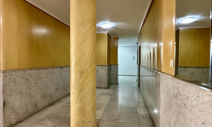 Reventa - Apartamento - Torrevieja - Torrevieja - Centro