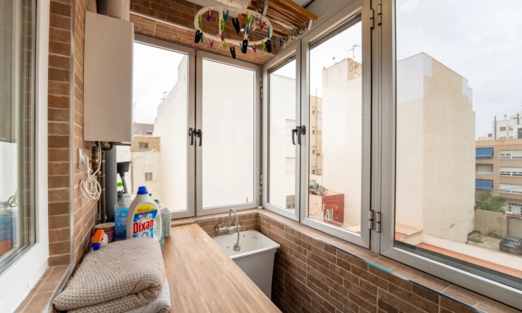 Reventa - Apartamento - Torrevieja - Playa Del Cura