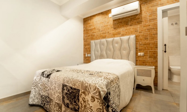 Reventa - Apartamento - Torrevieja - Playa Del Cura