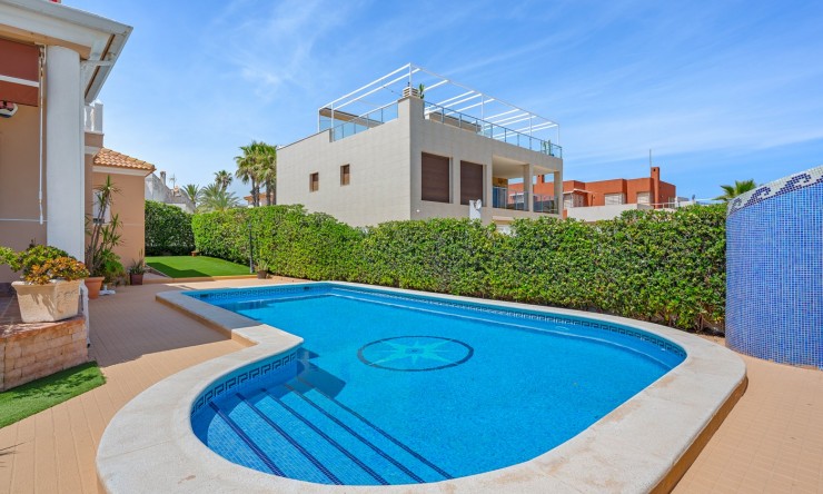 Re-Sale - Detached Villa - Torrevieja - Torre La Mata