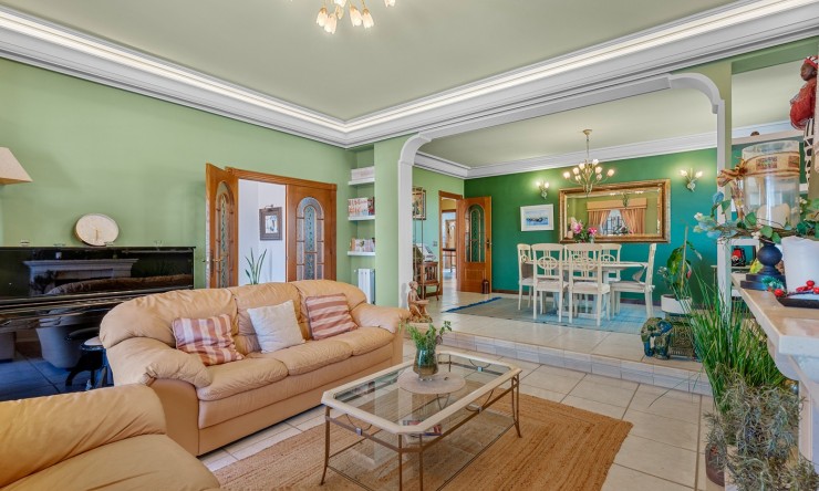 Re-Sale - Detached Villa - Torrevieja - Torre La Mata