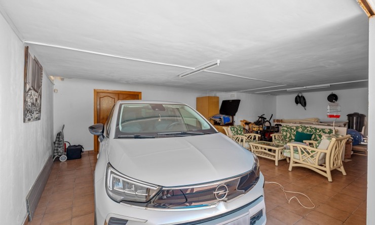 Re-Sale - Detached Villa - Torrevieja - Torre La Mata
