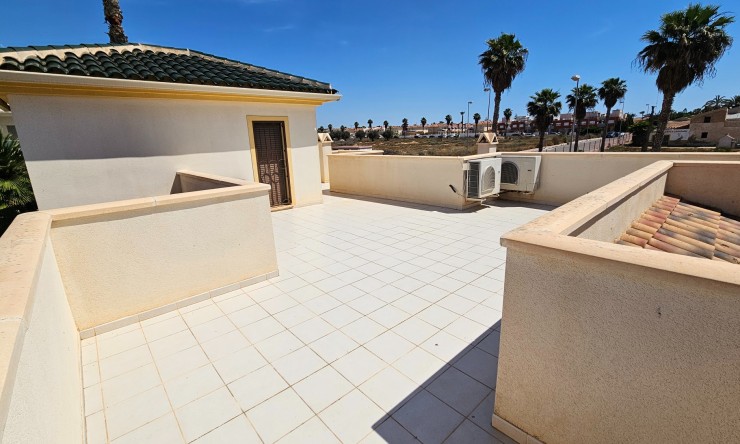 Wederverkoop - Vrijstaande Villa - Ciudad Quesada - Doña Pepa