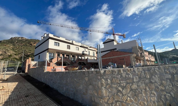 New - Townhouse - Portmán