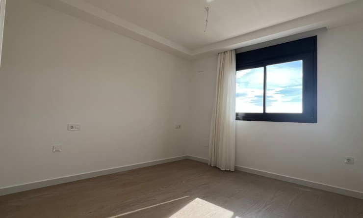 New - Townhouse - Portmán