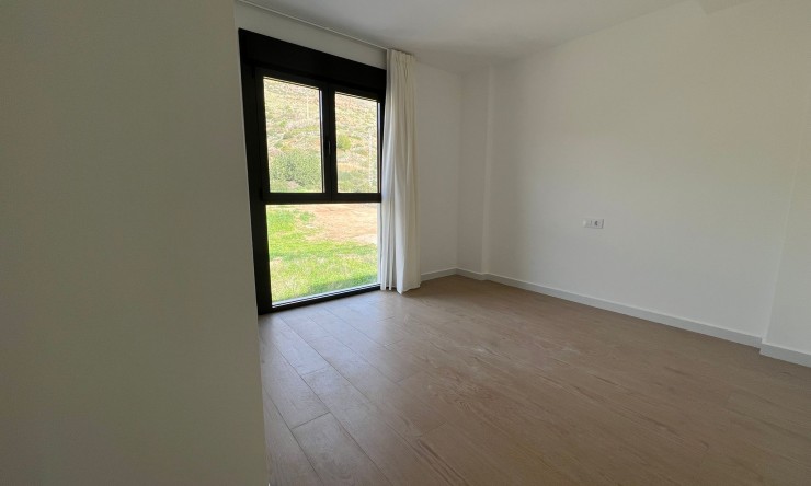 New - Townhouse - Portmán