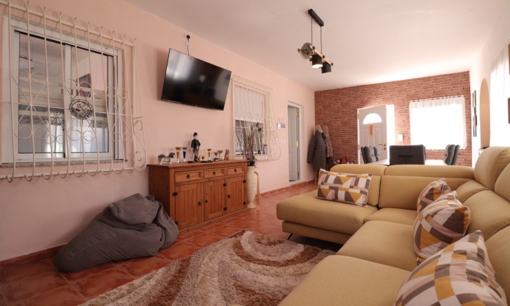 Re-Sale - Country Property - Benferri - Benferri - Country