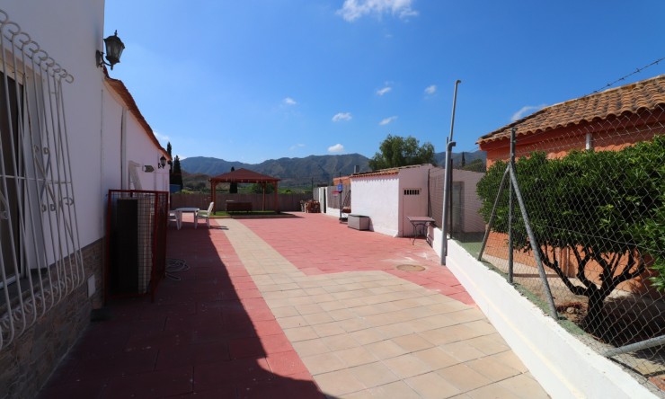 Re-Sale - Country Property - Benferri - Benferri - Country