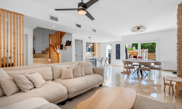 Re-Sale - Townhouse - Alicante - Playa San Juan