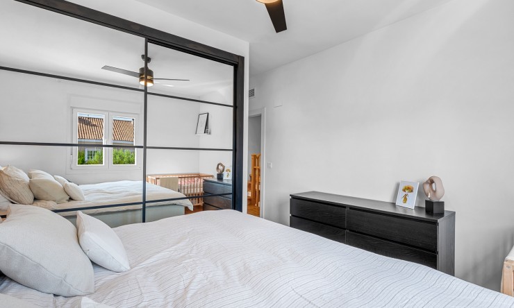 Re-Sale - Townhouse - Alicante - Playa San Juan
