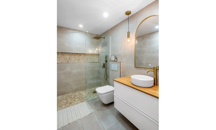 Re-Sale - Townhouse - Alicante - Playa San Juan
