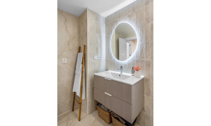 Re-Sale - Townhouse - Alicante - Playa San Juan