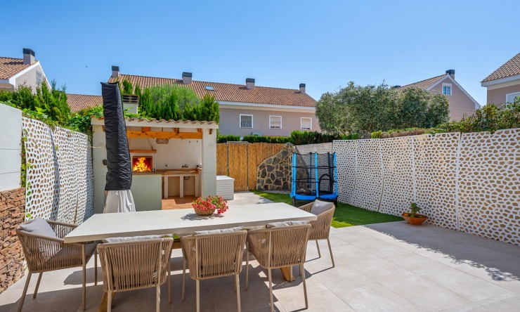 Re-Sale - Townhouse - Alicante - Playa San Juan