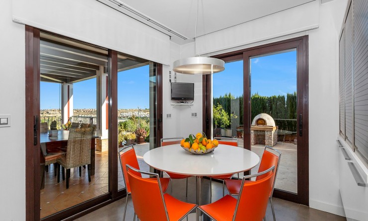 Videresalg - Frittliggende Villa - Algorfa - La Finca Golf Resort