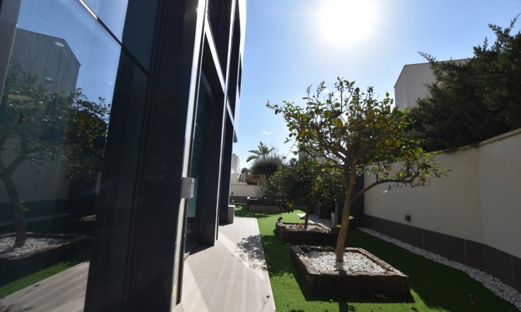 Videresalg - Frittliggende Villa - San Miguel de Salinas - San Miguel - Byen