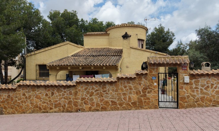 Wederverkoop - Vrijstaande Villa - Orihuela Costa - Villamartin