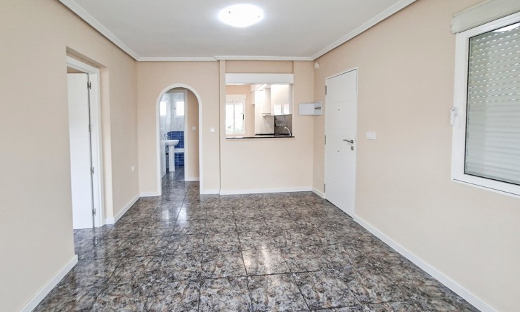 Re-Sale - Bungalow - Orihuela Costa