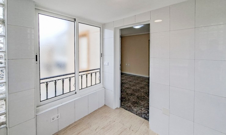 Re-Sale - Bungalow - Orihuela Costa