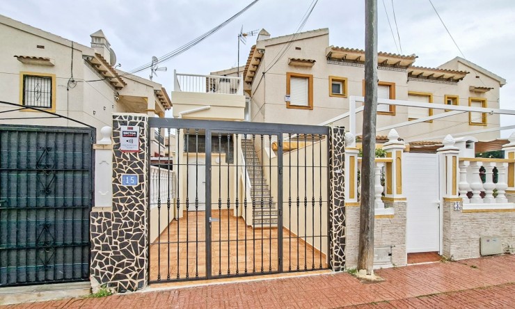 Re-Sale - Bungalow - Orihuela Costa
