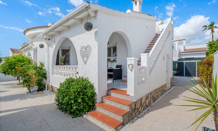 Re-Sale - Detached Villa - Ciudad Quesada - Pueblo Bravo