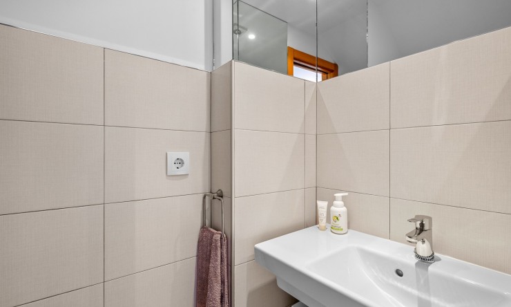Re-Sale - Townhouse - Ciudad Quesada
