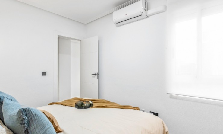 Reventa - Apartamento - Orihuela Costa - La Florida