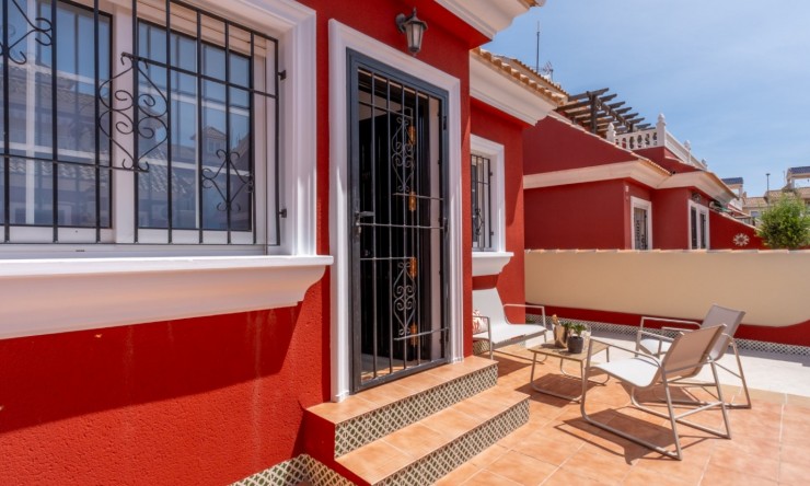 Videresalg - Frittliggende Villa - Orihuela Costa - Villamartin