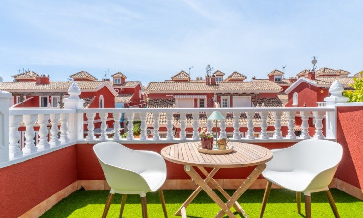 Videresalg - Frittliggende Villa - Orihuela Costa - Villamartin