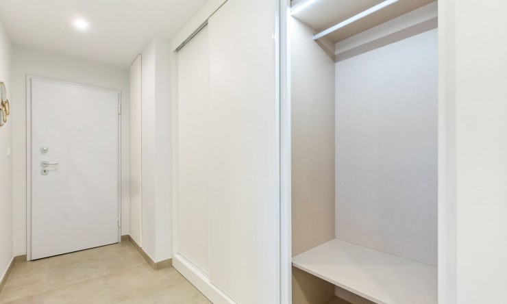 Re-Sale - Apartment - Torrevieja - Playa Del Cura