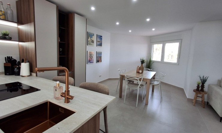 Re-Sale - Apartment - Torrevieja - Playa Acequion