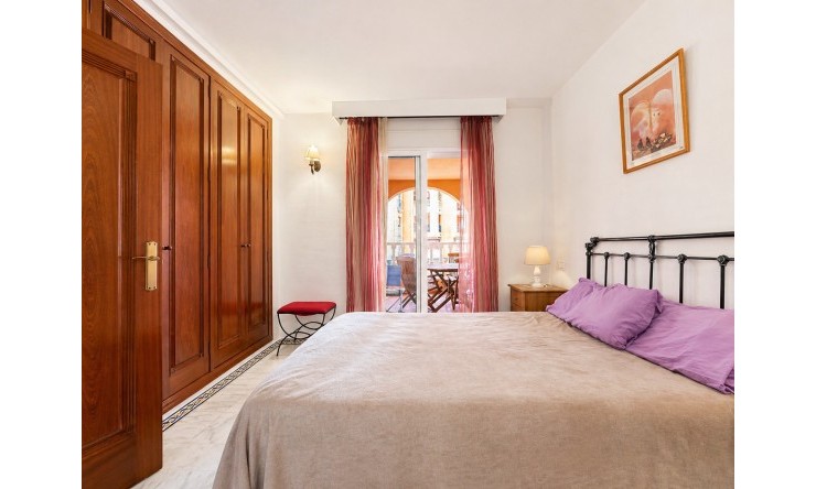 Re-Sale - Apartment - Torrevieja - Playa Los Locos