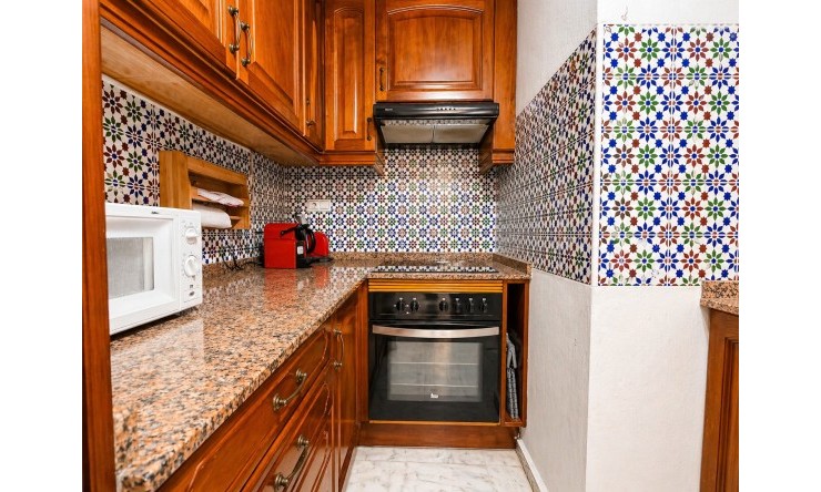 Re-Sale - Apartment - Torrevieja - Playa Los Locos