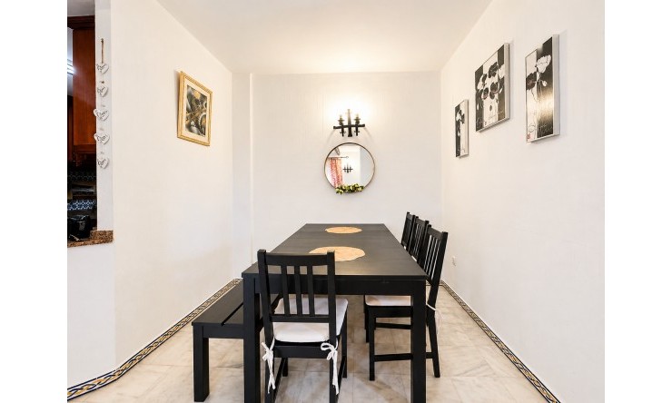 Re-Sale - Apartment - Torrevieja - Playa Los Locos
