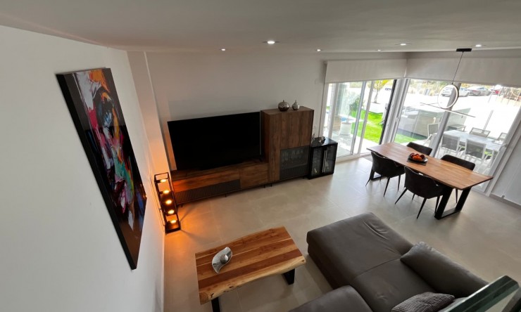 Wederverkoop - Vrijstaande Villa - Los Montesinos - Entre Naranjos / Vistabella Golf
