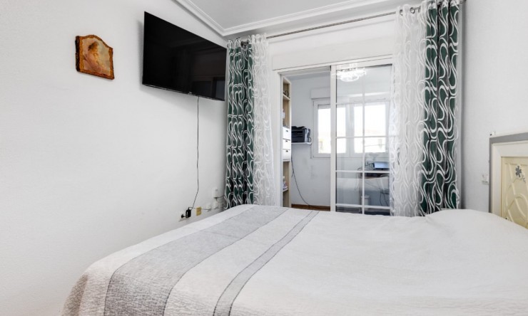 Re-Sale - Townhouse - Torrevieja - Aguas Nuevas
