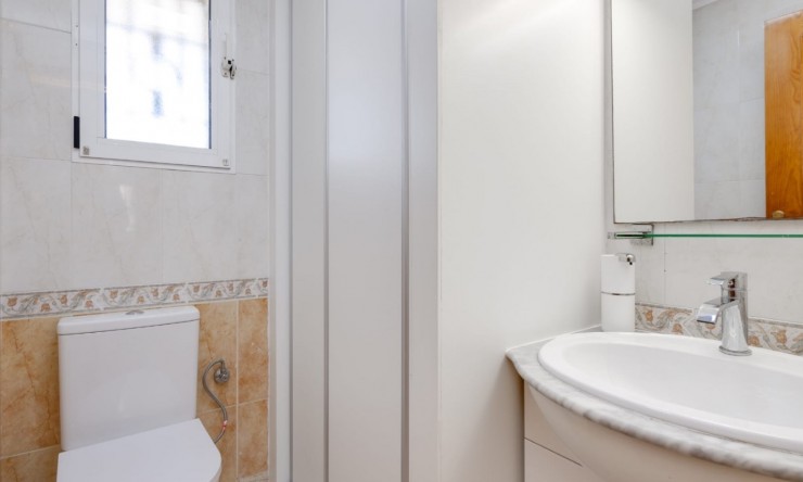 Re-Sale - Townhouse - Torrevieja - Aguas Nuevas