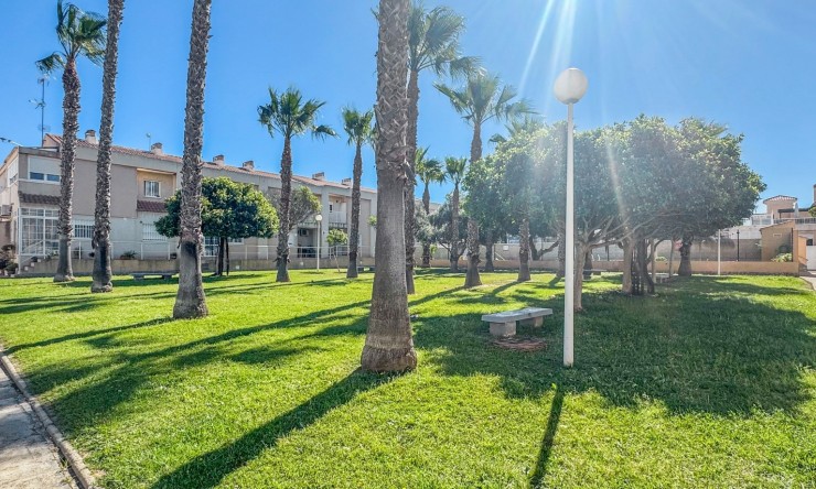 Wederverkoop - Duplex - Torrevieja - Aguas Nuevas