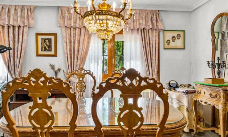 Re-Sale - Detached Villa - Orihuela Costa - Los Balcones