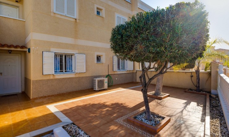 Re-Sale - Apartment - Orihuela Costa - Playa Flamenca