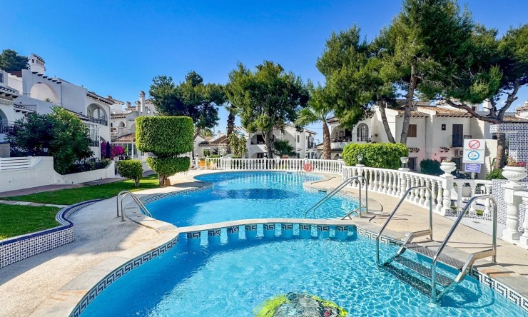 Wederverkoop - Bungalow - Torrevieja - Aguas Nuevas