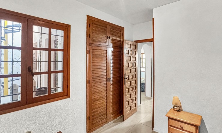 Wederverkoop - Bungalow - Torrevieja - Aguas Nuevas