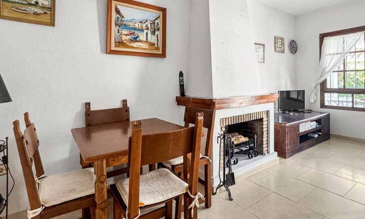 Wederverkoop - Bungalow - Torrevieja - Aguas Nuevas