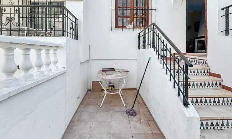 Wederverkoop - Bungalow - Torrevieja - Aguas Nuevas