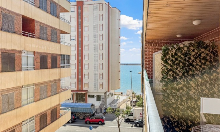 Reventa - Apartamento - Torrevieja - El Acequión - Los Náufragos