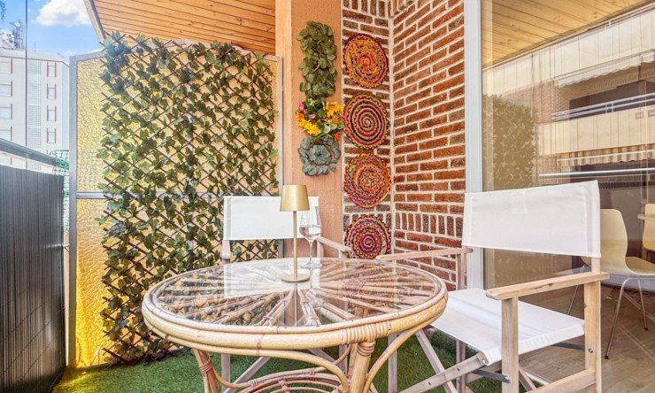 Reventa - Apartamento - Torrevieja - El Acequión - Los Náufragos
