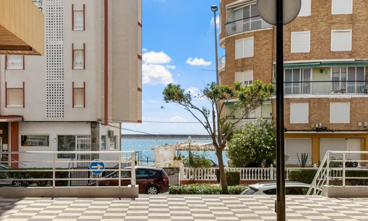 Reventa - Apartamento - Torrevieja - El Acequión - Los Náufragos